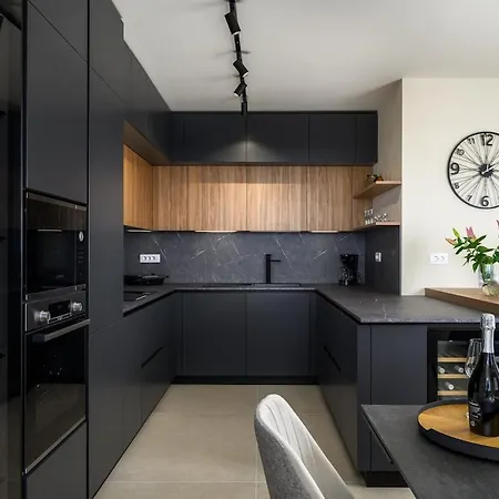 Luxury Penthouse Viki With Seaview Apartamento Umago