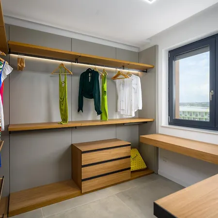 דירה Luxury Penthouse Viki With Seaview אומאג