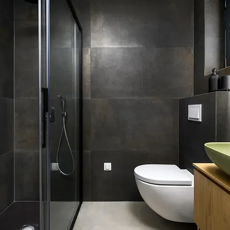 Luxury Penthouse Viki With Seaview דירה אומאג