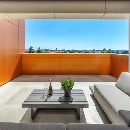 Luxury Penthouse Viki With Seaview אומאג