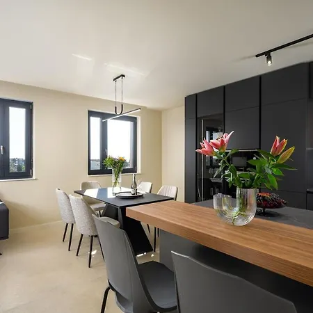 דירה Luxury Penthouse Viki With Seaview
